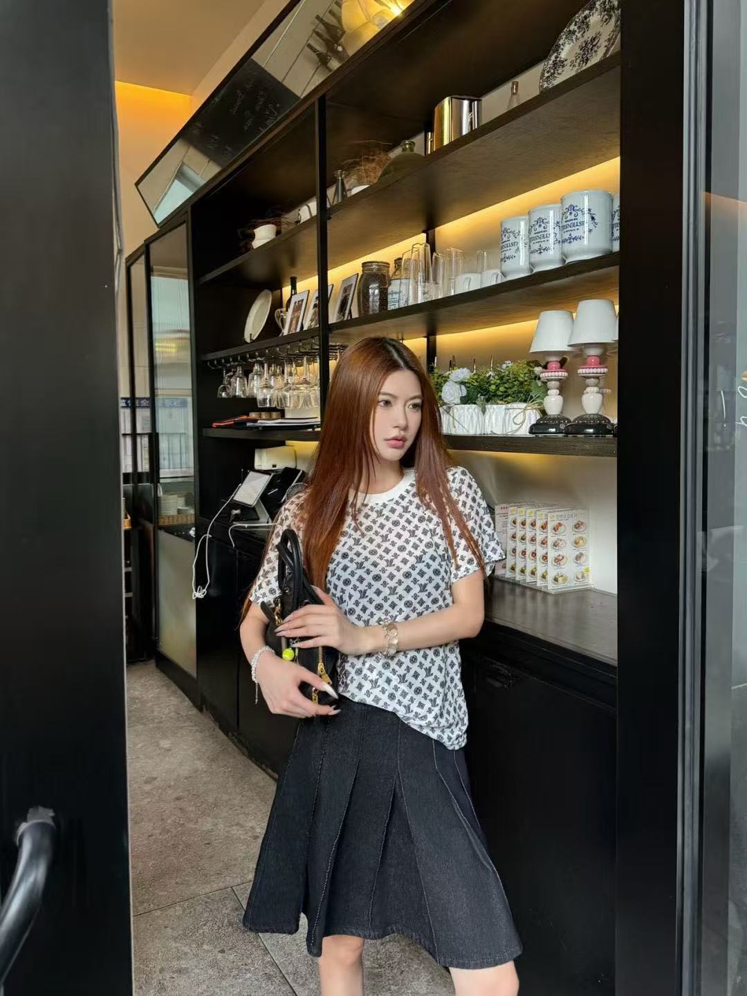 LV四つ葉のクローバーメッシュプリントTシャツ【50％割引+送料無料】