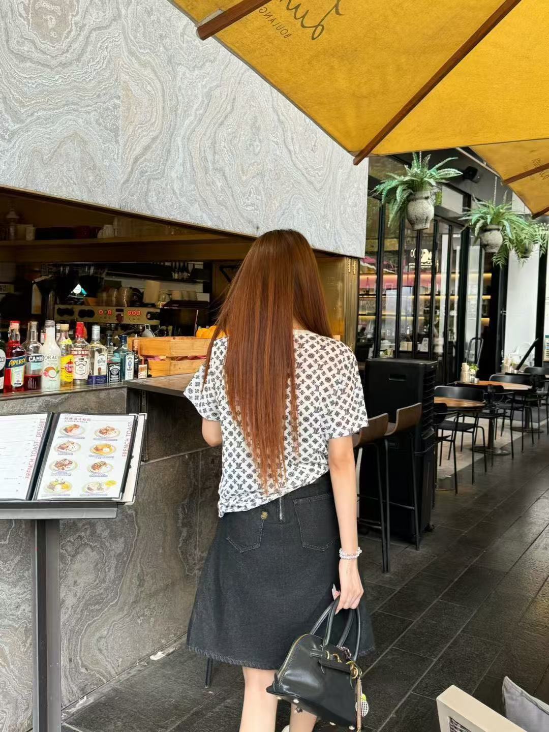 LV四つ葉のクローバーメッシュプリントTシャツ【50％割引+送料無料】