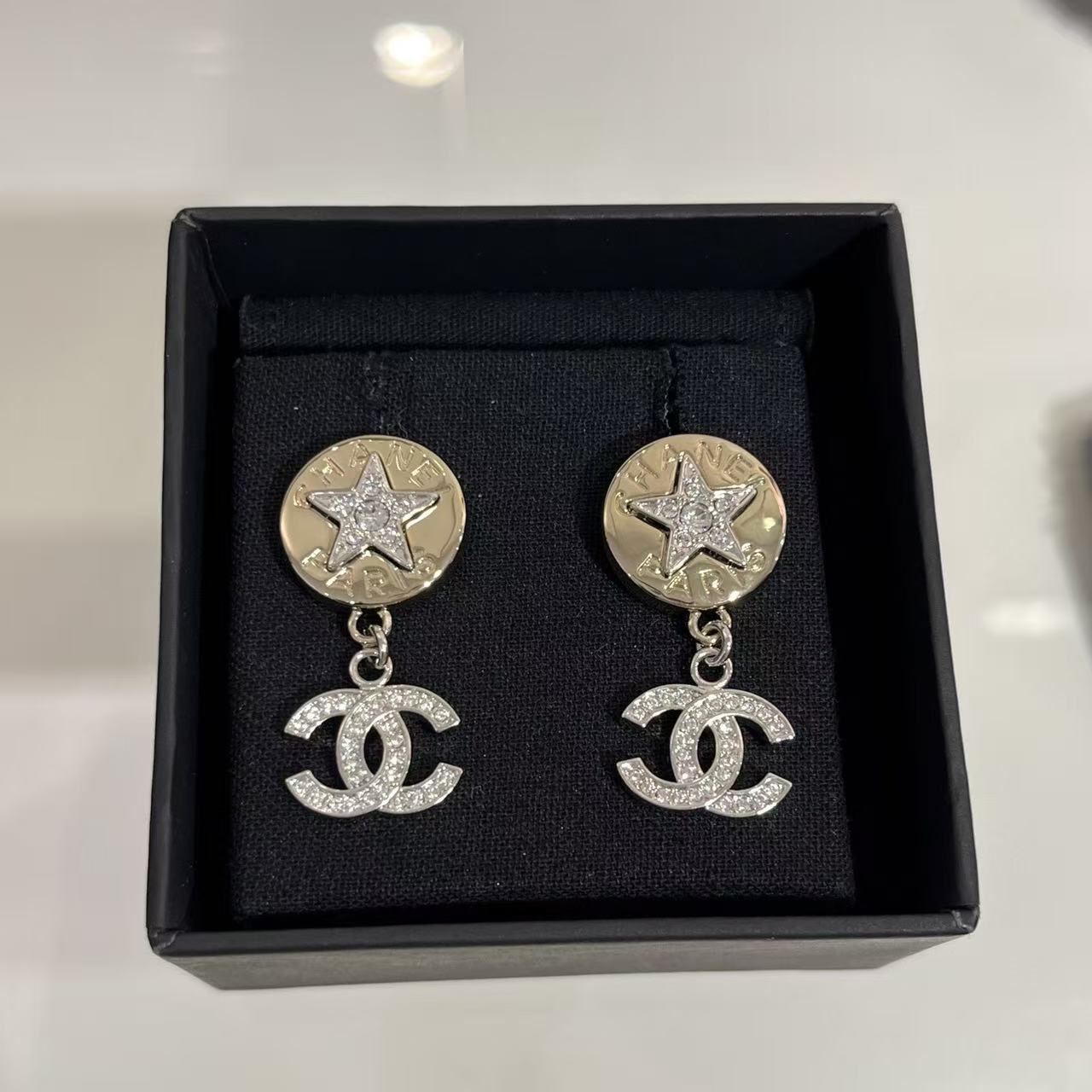 CHANE1 ダブルC ダイヤモンド ファイブポインテッドスター イヤリング【50％割引+送料無料】