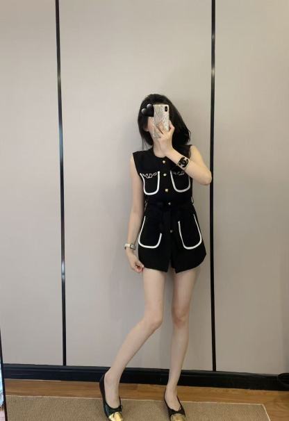 VALENT1NO メタルボタン ノースリーブ ドレス【50％割引+送料無料】