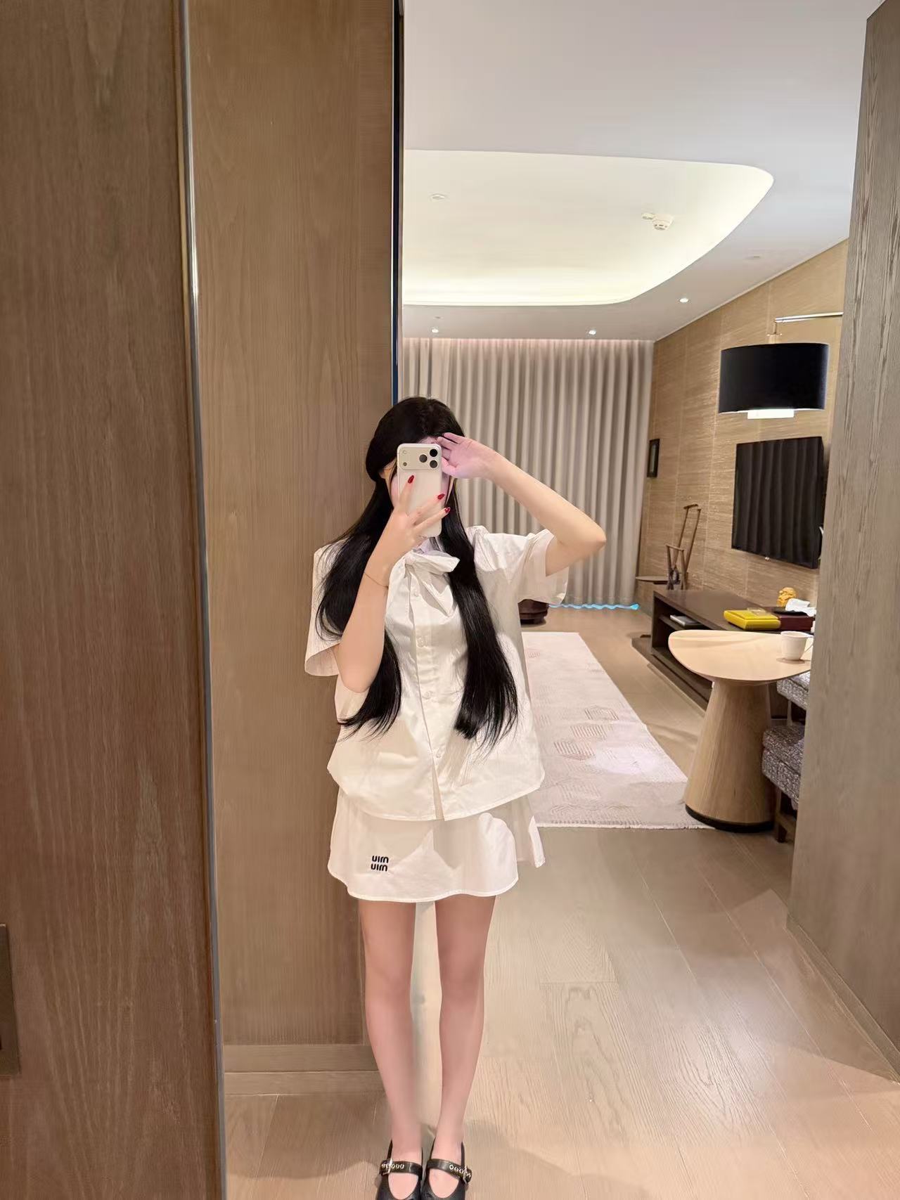 M1UM1U シャツ＋スカート ツーピースセット【50％割引+送料無料】