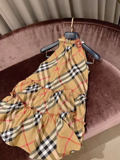 BUR8ERRY チェック柄ノースリーブドレス【50％割引+送料無料】