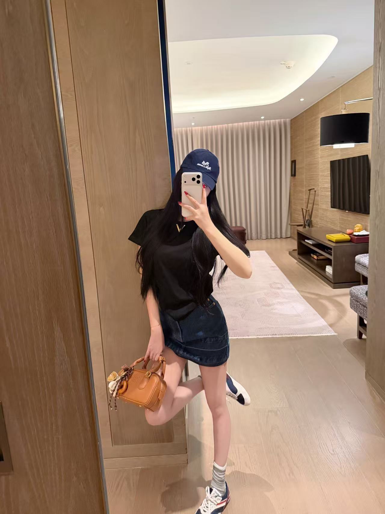 VELENT1NO Tシャツ+デニムスカート ツーピースセット【50％割引+送料無料】