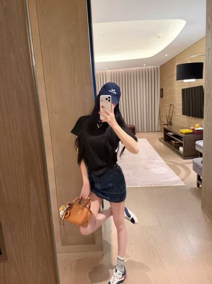 VELENT1NO Tシャツ+デニムスカート ツーピースセット【50％割引+送料無料】