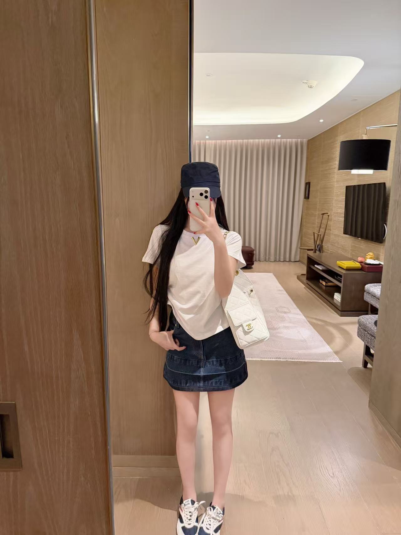 VELENT1NO Tシャツ+デニムスカート ツーピースセット【50％割引+送料無料】