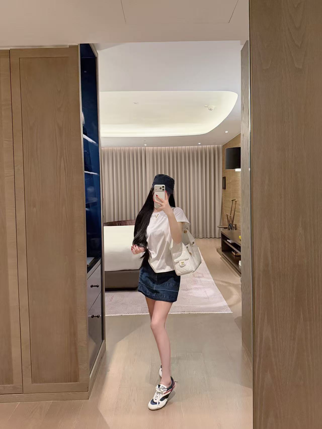 VELENT1NO Tシャツ+デニムスカート ツーピースセット【50％割引+送料無料】