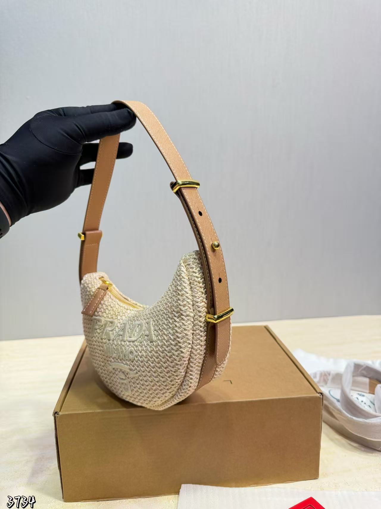 PR4DAストロー脇下バッグ【50％割引+送料無料】