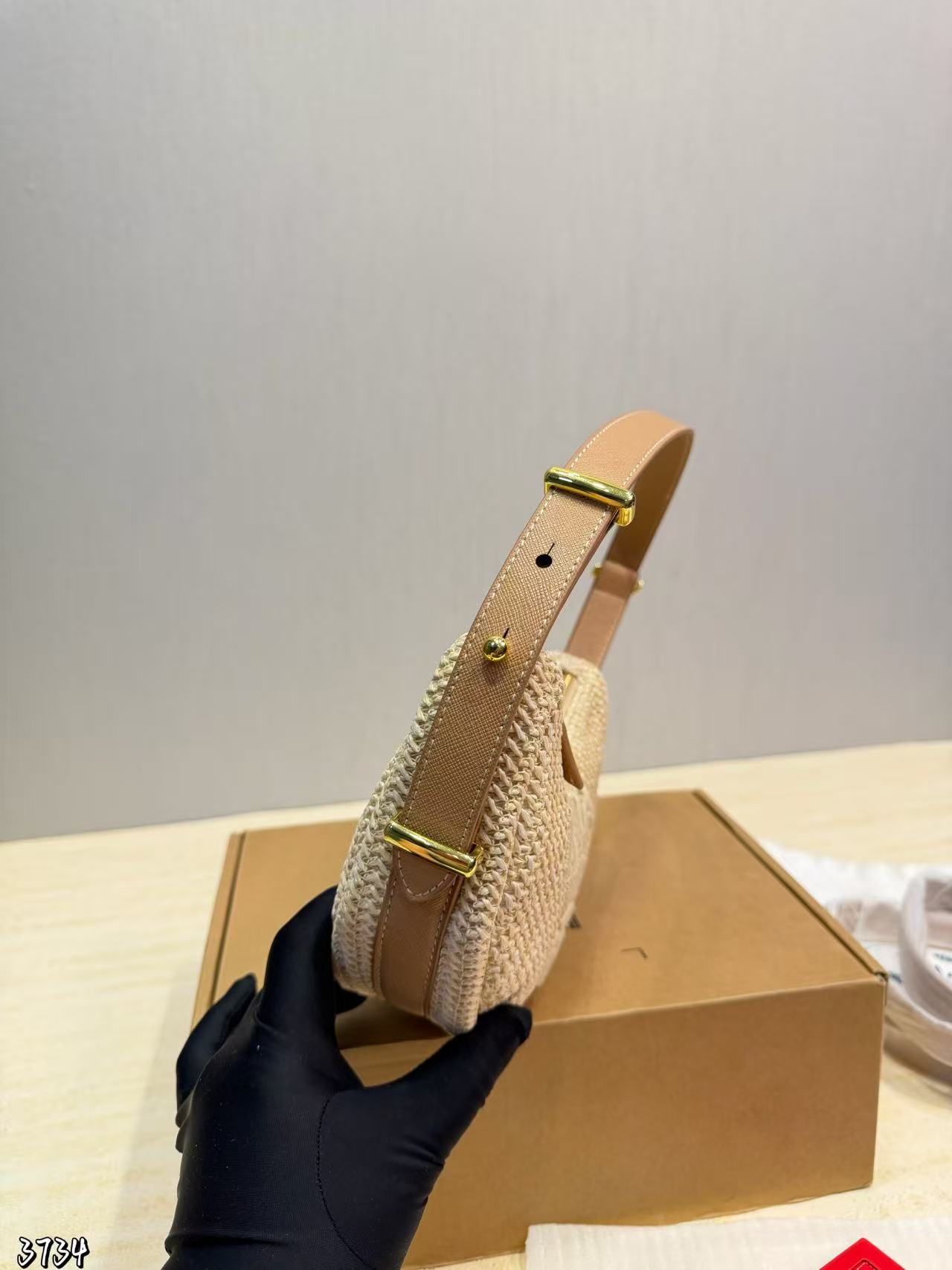 PR4DAストロー脇下バッグ【50％割引+送料無料】