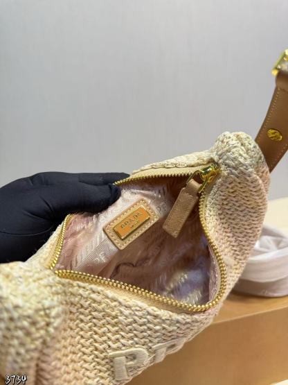 PR4DAストロー脇下バッグ【50％割引+送料無料】