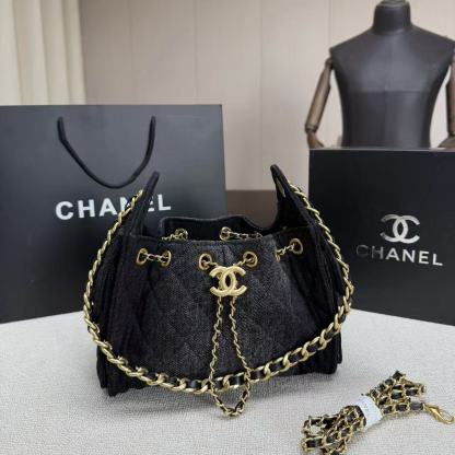 CHANE1 デニムチェーンショルダーバッグ【50％割引+送料無料】