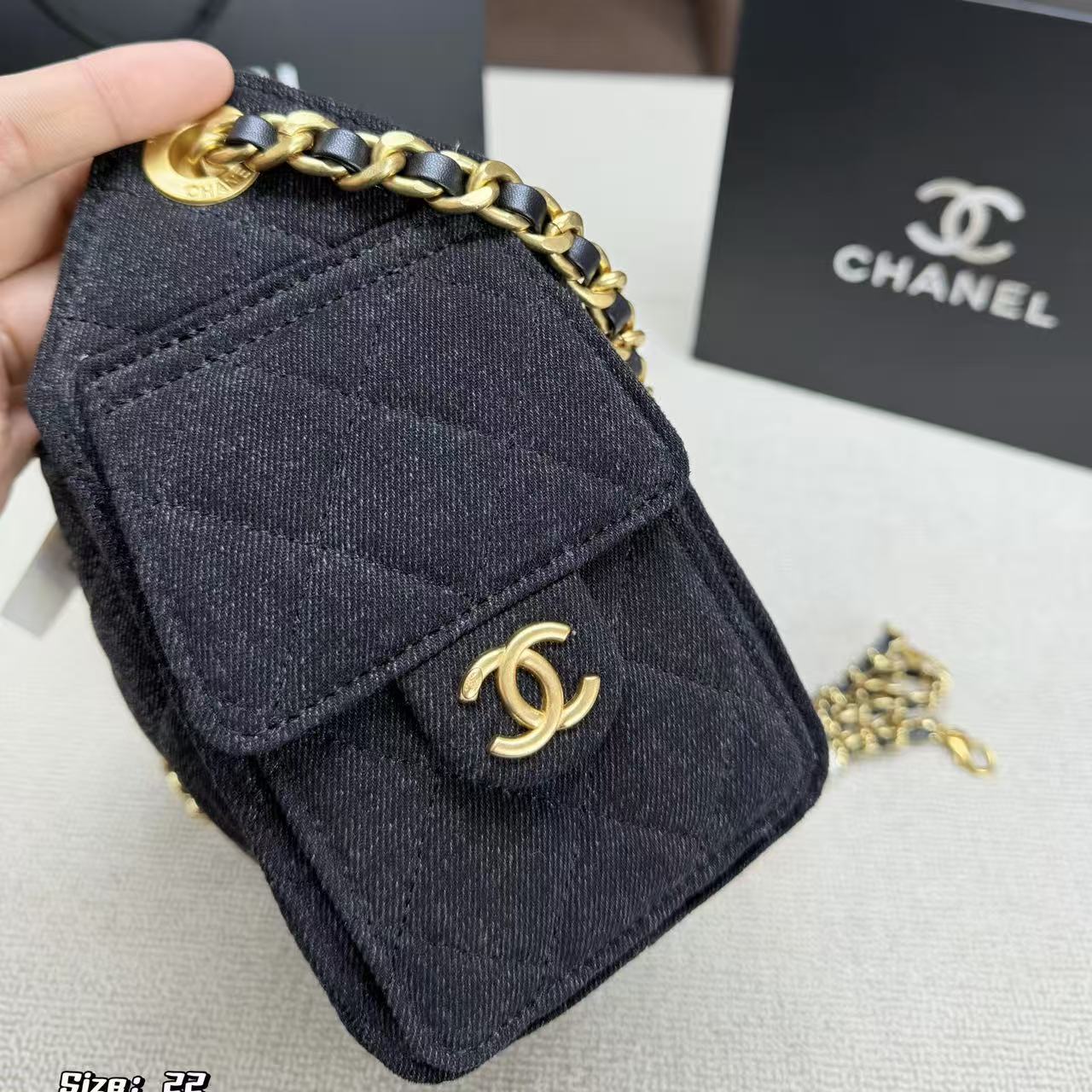 CHANE1 デニムチェーンショルダーバッグ【50％割引+送料無料】