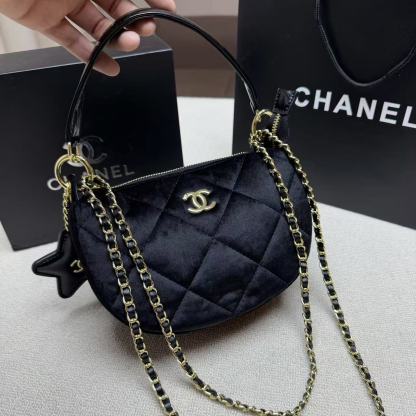 CHANE1 ベルベットチェーンバッグ【50％割引+送料無料】