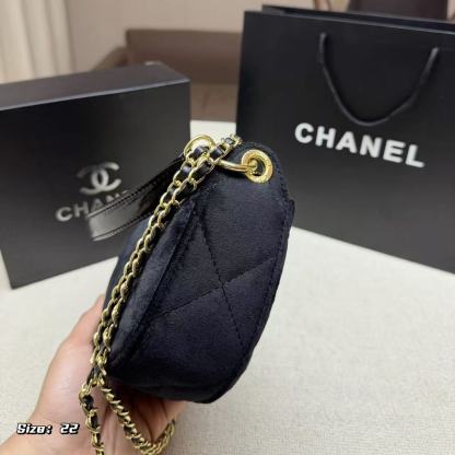 CHANE1 ベルベットチェーンバッグ【50％割引+送料無料】