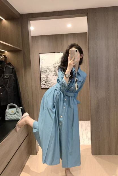 DIORの襟付き長袖ドレス【50％割引+送料無料】