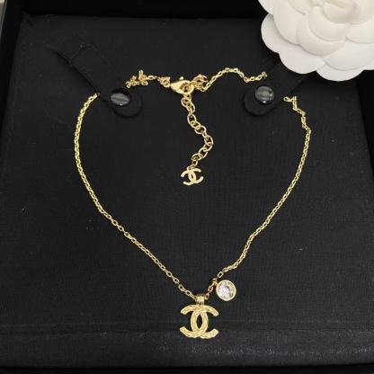 CHANE1 ダブルC ダイヤモンドネックレス【50％割引+送料無料】