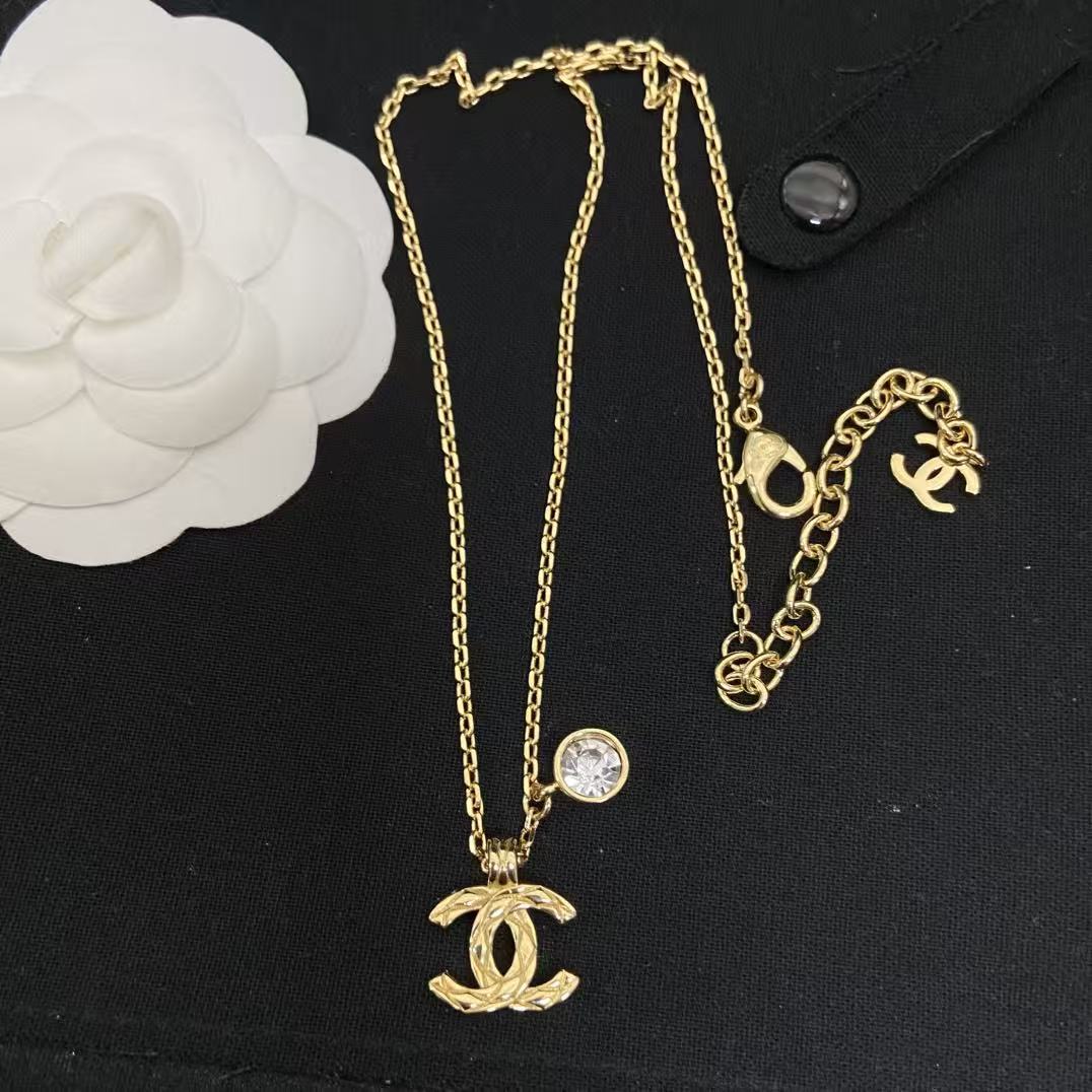 CHANE1 ダブルC ダイヤモンドネックレス【50％割引+送料無料】