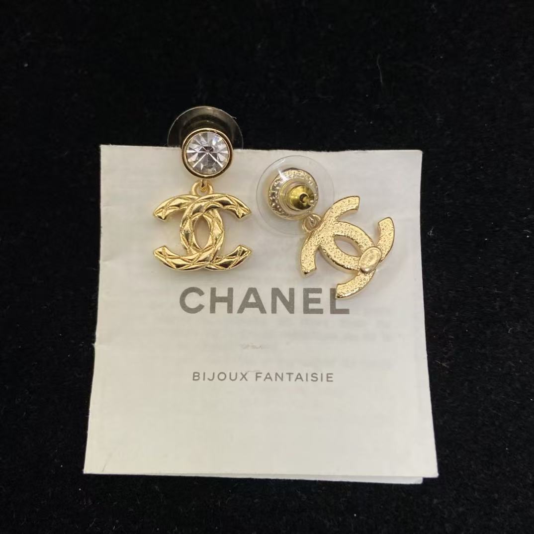 CHANE1 ダブルC ダイヤモンド スタッドピアス【50％割引+送料無料】