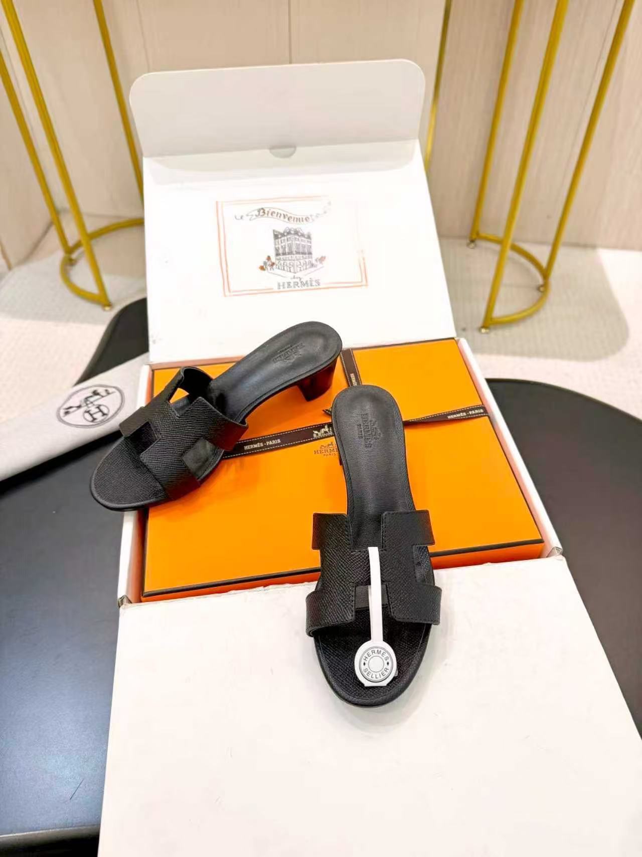 HERME5 高品質Hローヒールシューズ【50％割引+送料無料】