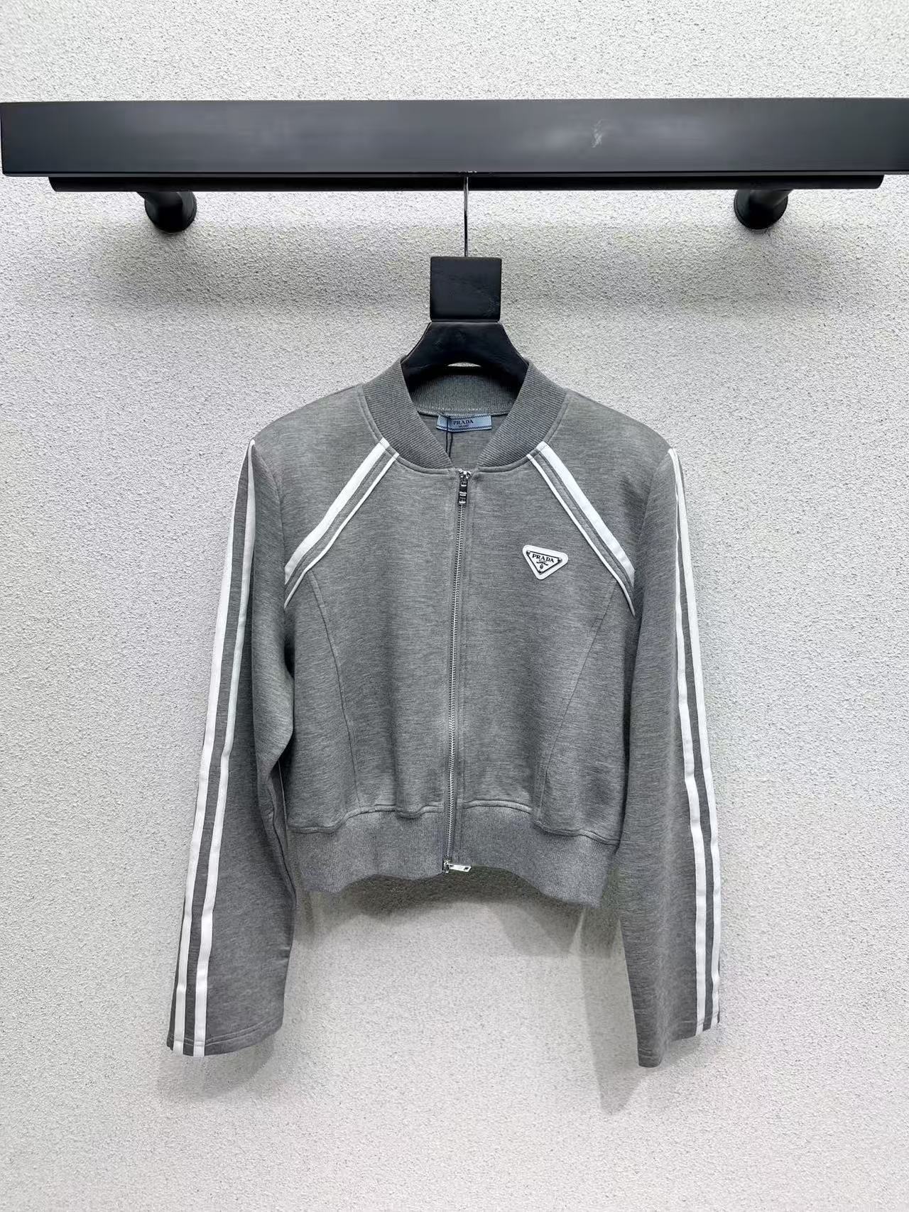 PR4DA トライアングルロゴ ジッパージャケット【50％割引+送料無料】