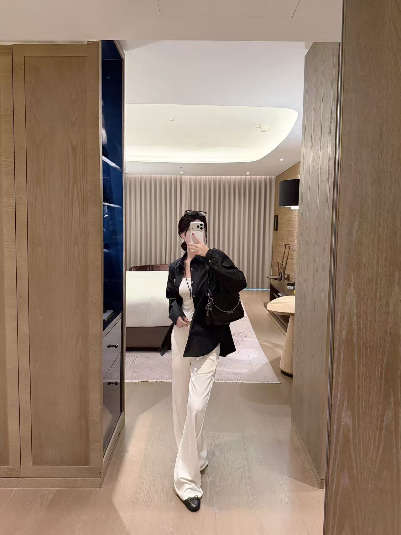 CHANE1 ダブルC シンプルシャツ【50％割引+送料無料】