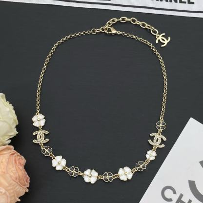 CHANE1 フローラル ダブルC ネックレス【50％割引+送料無料】