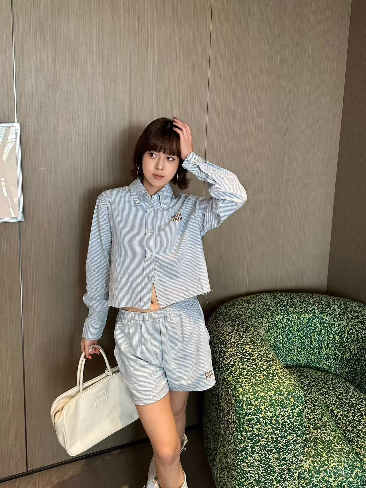 M1UM1U ストライプシャツとショーツのツーピースセット【50％割引+送料無料】