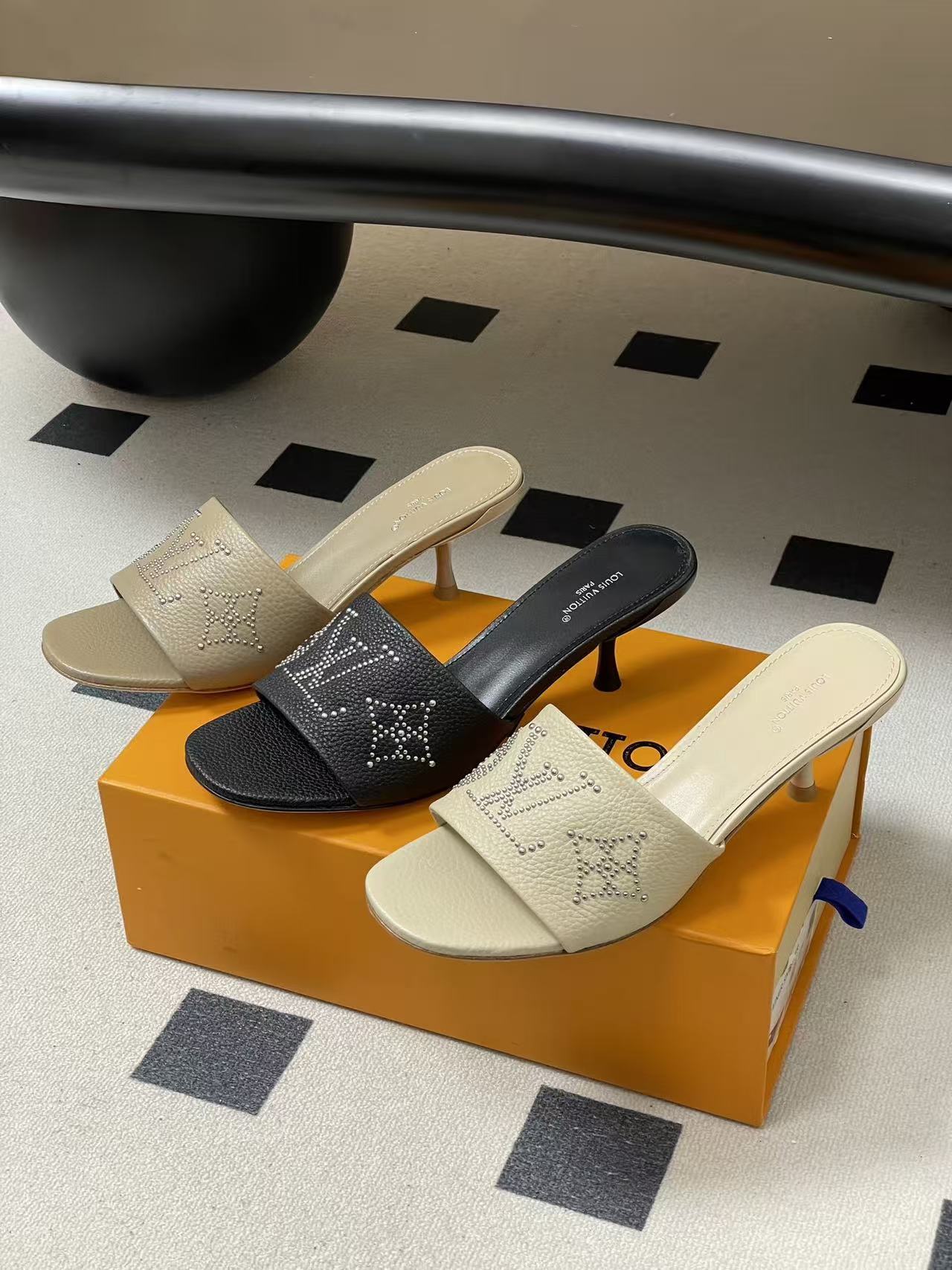 LVの高品質な四つ葉のクローバービーズハイヒール【50％割引+送料無料】