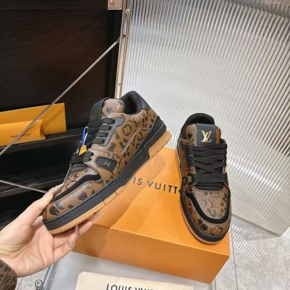 LVの高品質プリントカジュアルシューズ【50％割引+送料無料】