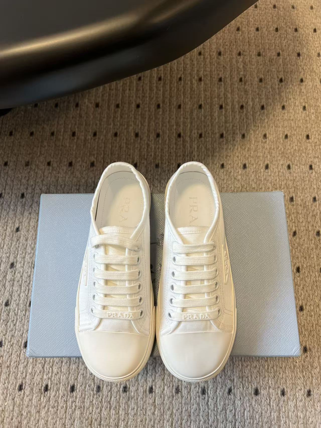 PR4DA 高品質レースアップカジュアルシューズ【50％割引+送料無料】