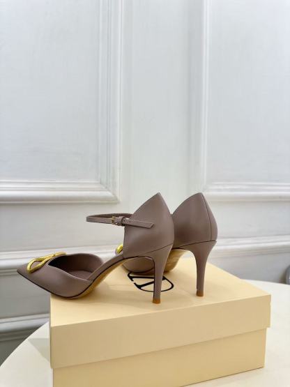 VALENT1NO 高品質ポインテッドトゥハイヒール【50％割引+送料無料】