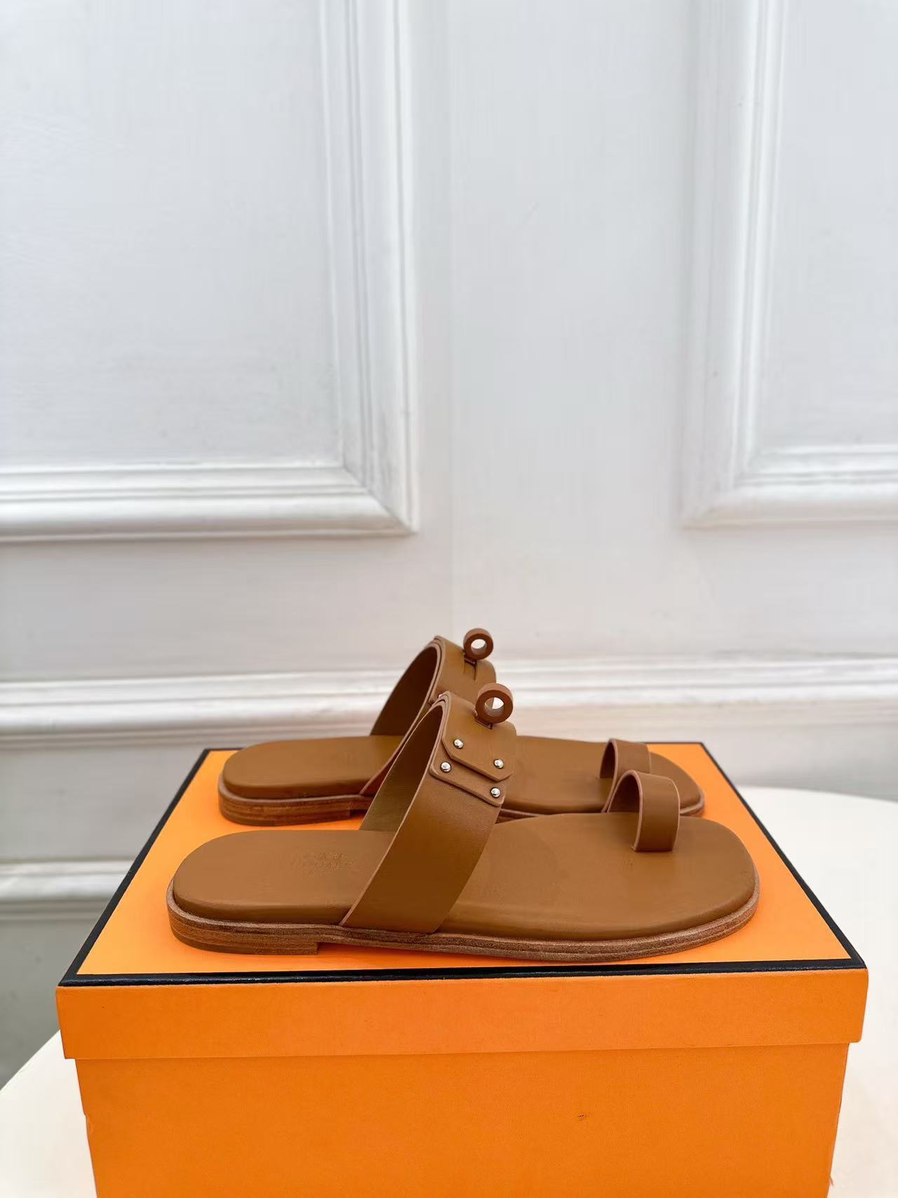 HERME5 高品質レザー フリップフロップ【50％割引+送料無料】