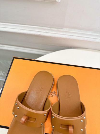 HERME5 高品質レザー フリップフロップ【50％割引+送料無料】