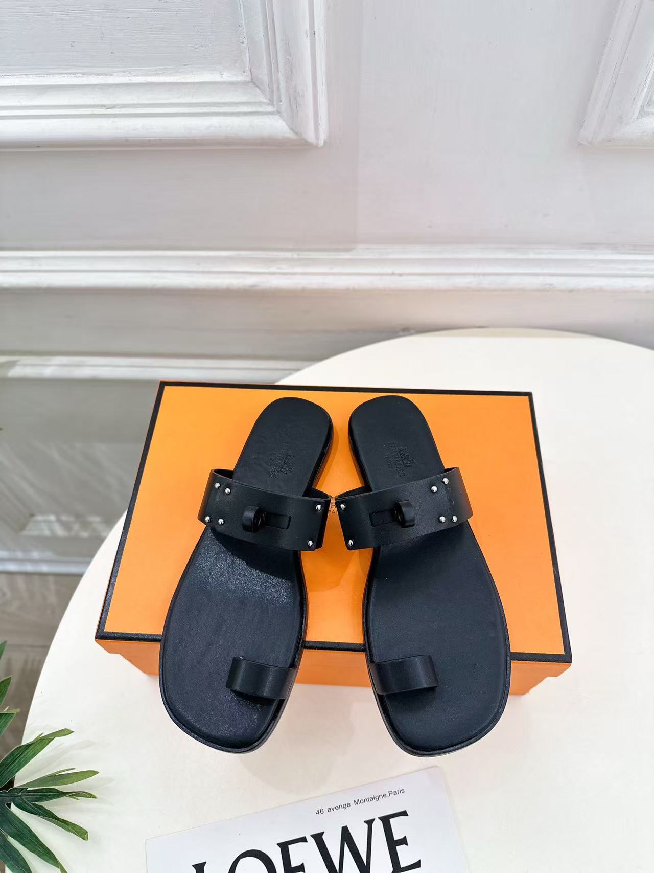 HERME5 高品質レザー フリップフロップ【50％割引+送料無料】