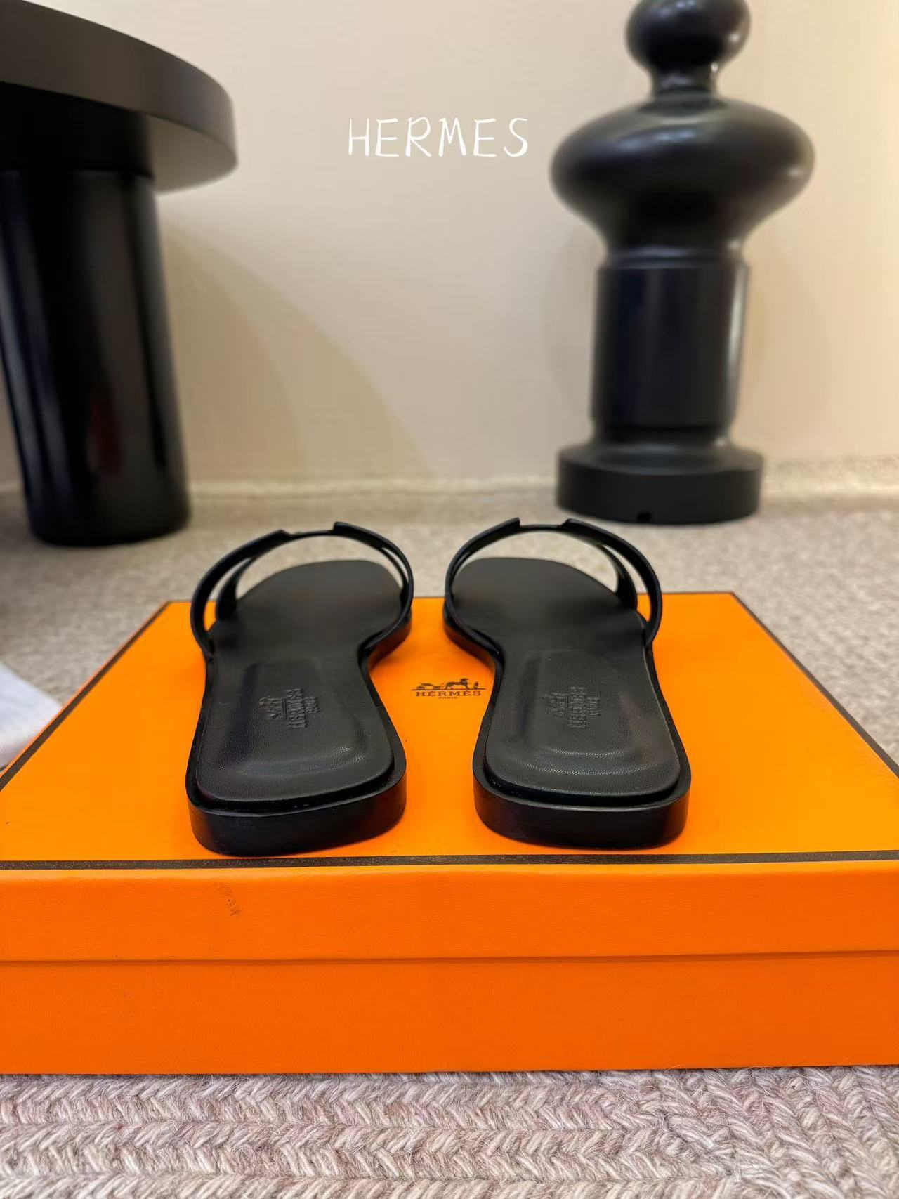 HERME5 高品質Hシープスキンスリッパ【50％割引+送料無料】