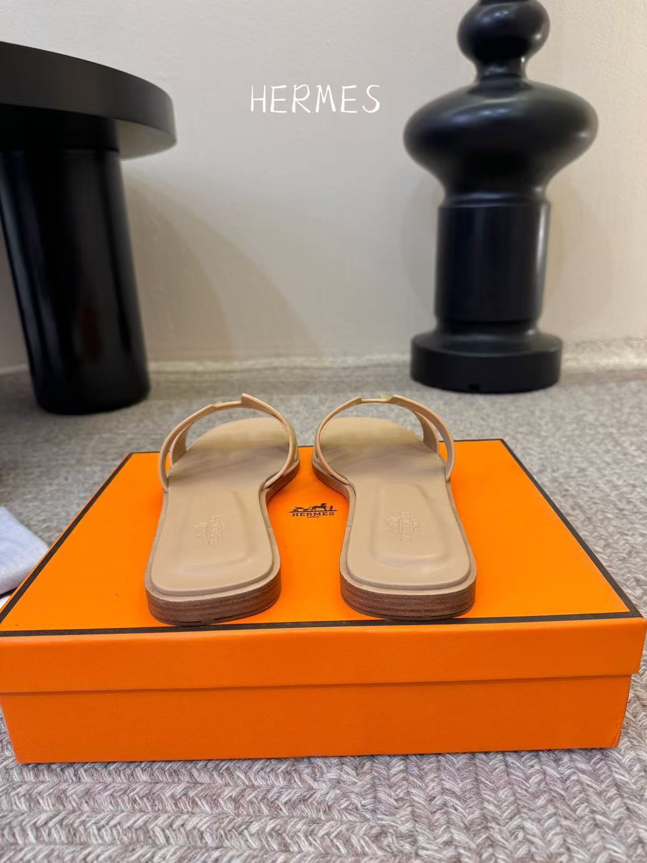 HERME5 高品質Hシープスキンスリッパ【50％割引+送料無料】