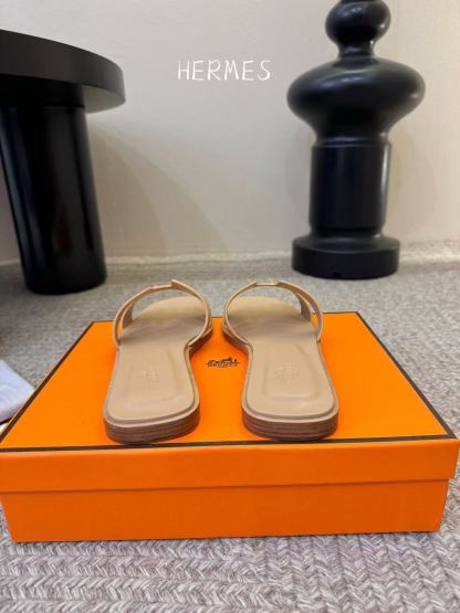 HERME5 高品質Hシープスキンスリッパ【50％割引+送料無料】