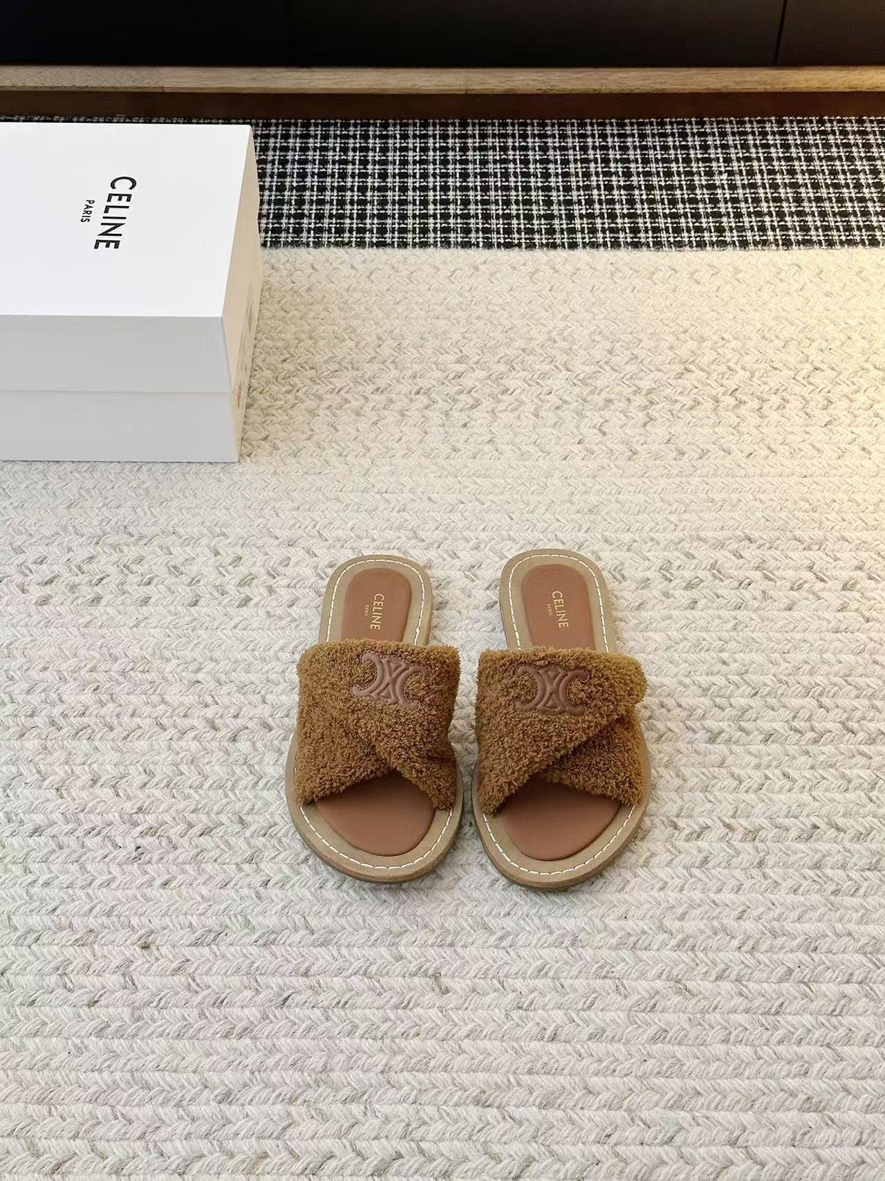 CEL1NE 高品質凱旋門ウールスリッパ【50％割引+送料無料】