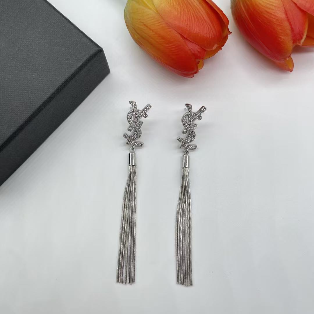 YSL タッセルイヤリング【50％割引+送料無料】
