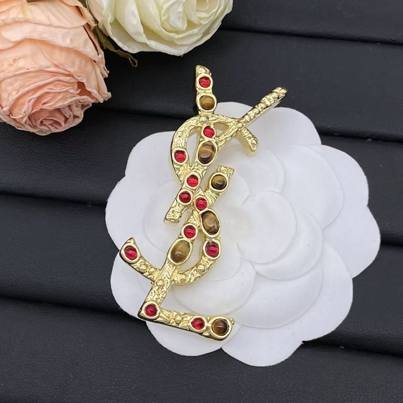 YSL ルビーブローチ【50％割引+送料無料】