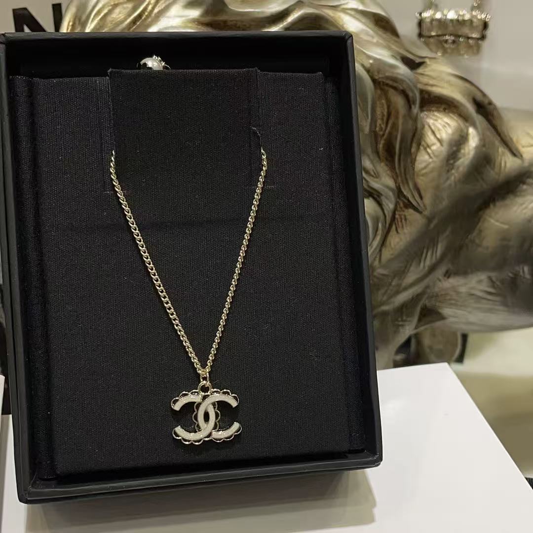 CHANE1 ダブルC パールネックレス【50％割引+送料無料】