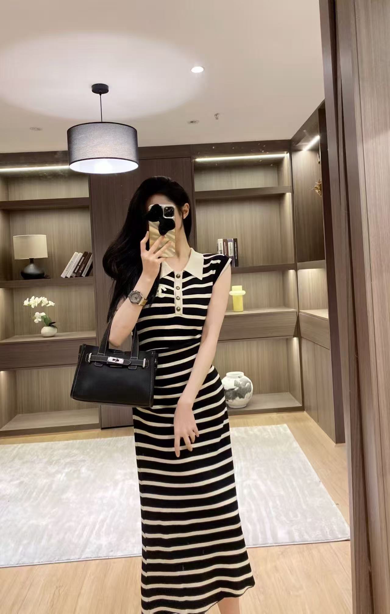 CHANE1 ダブルC ストライプ ノースリーブ ドレス【50％割引+送料無料】