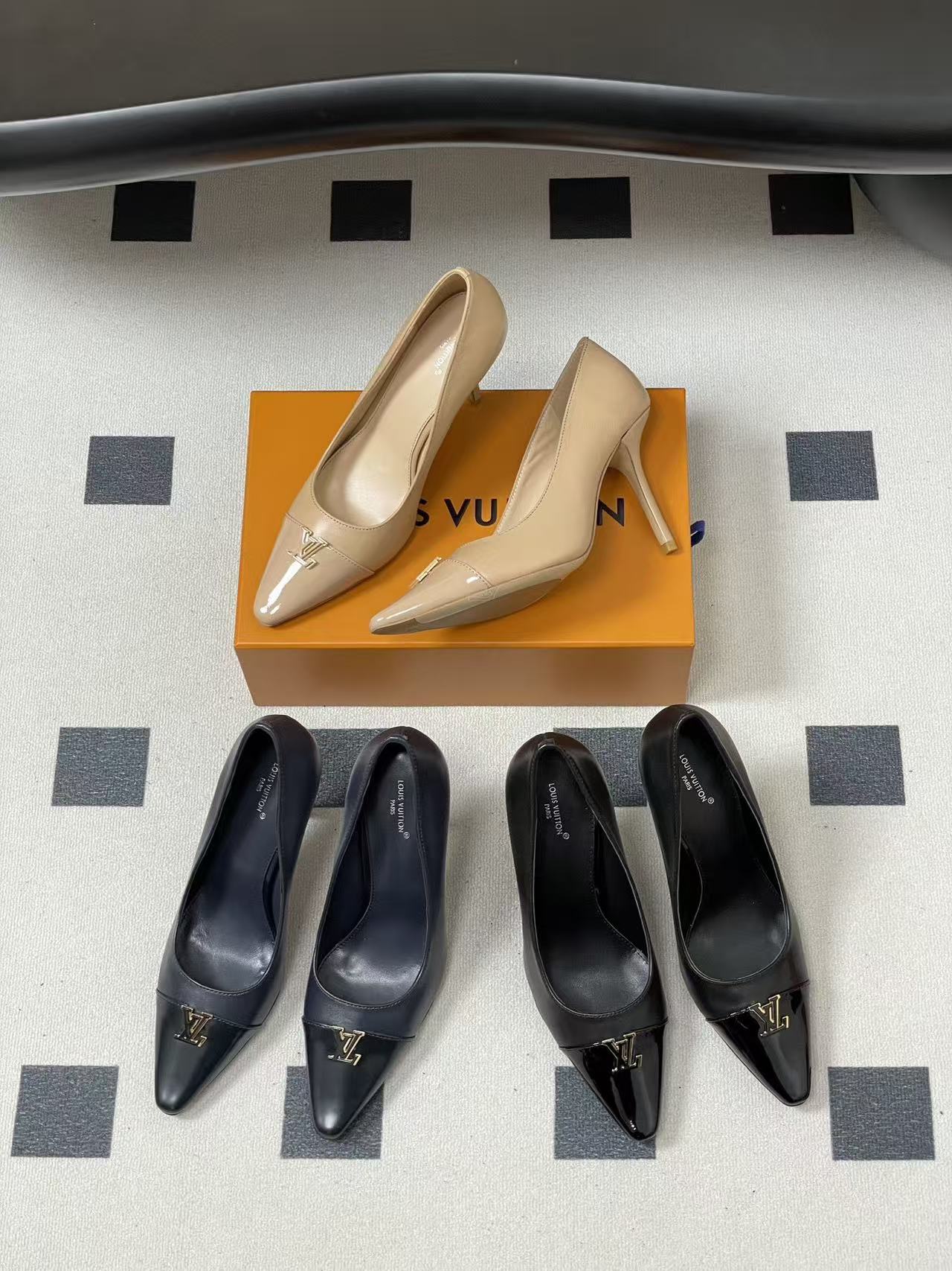 LVの高品質カラーブロックハイヒール【50％割引+送料無料】