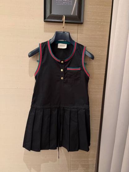 GUCC1 メタルボタン ノースリーブドレス【50％割引+送料無料】