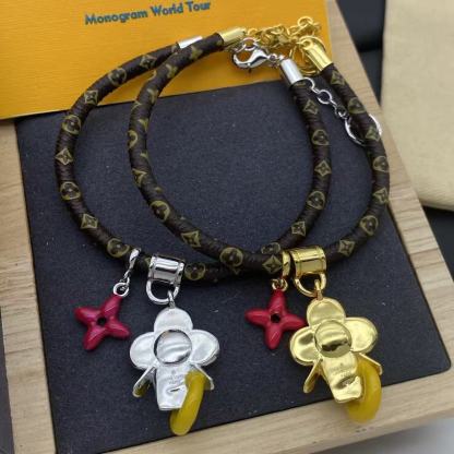 LV クローバー レザーブレスレット【50％割引+送料無料】