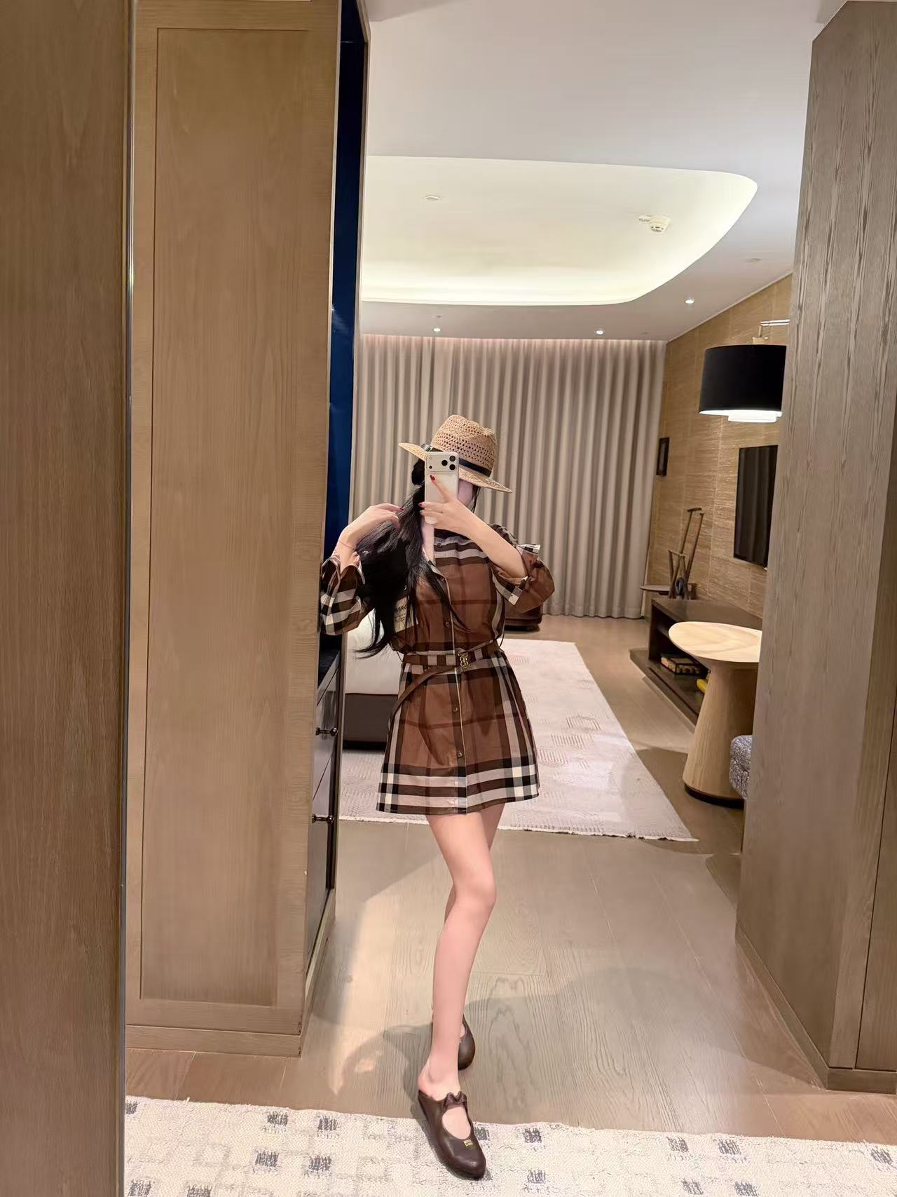 BUR8ERRY チェック柄長袖ワンピース【50％割引+送料無料】