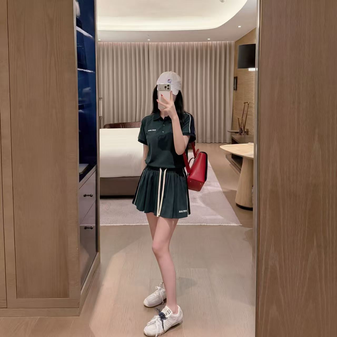 M1UM1U シャツ＆スカート 2点セット【50％割引+送料無料】