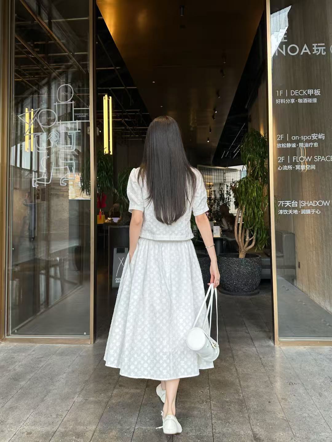 LV高級ジャカードシャツ＆スカート 2点セット【50％割引+送料無料】