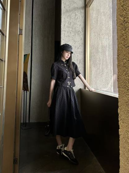 LV高級ジャカードシャツ＆スカート 2点セット【50％割引+送料無料】