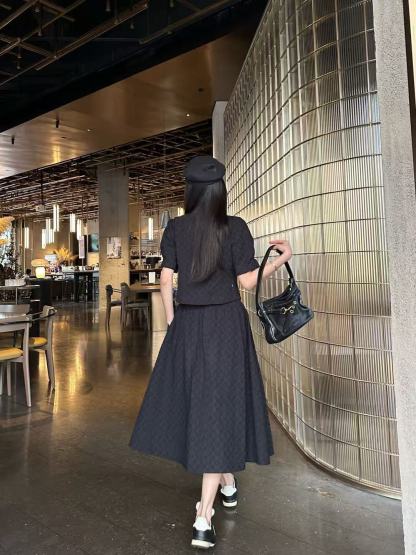 LV高級ジャカードシャツ＆スカート 2点セット【50％割引+送料無料】