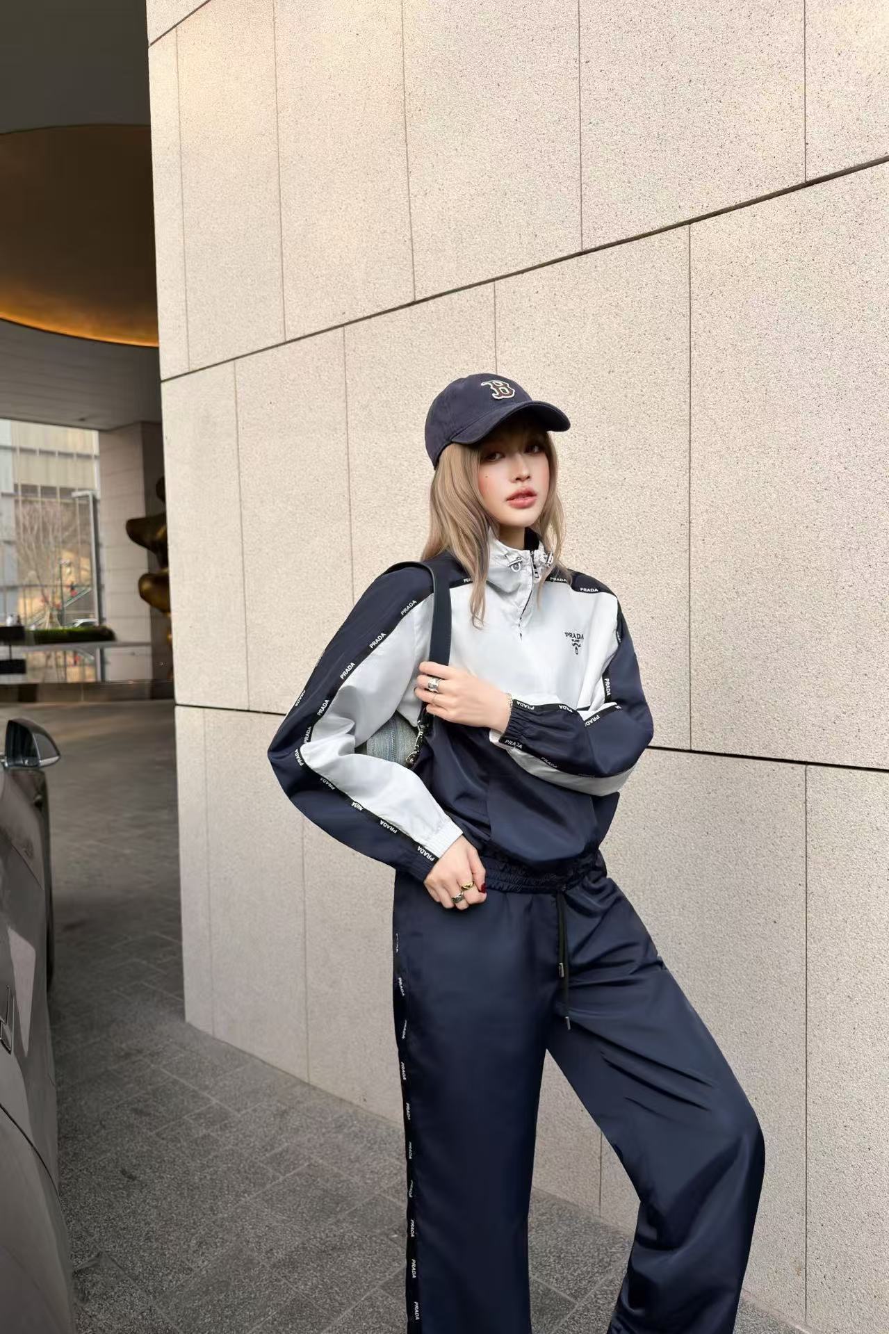 PR4DA 高品質ウィンドブレーカー＆パンツ 2点セット【50％割引+送料無料】